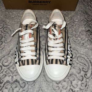 Authentic Burberry Women’s sneakers size 7